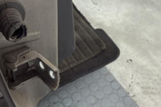 Porte arriere droit PEUGEOT 208 1