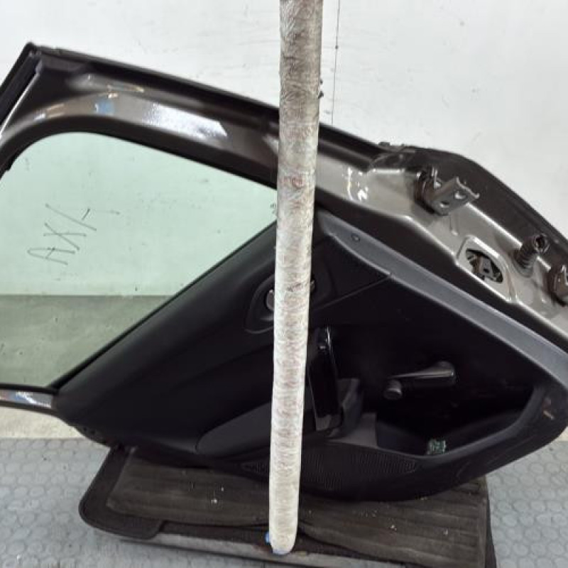 Porte arriere gauche PEUGEOT 208 1 Photo n°6