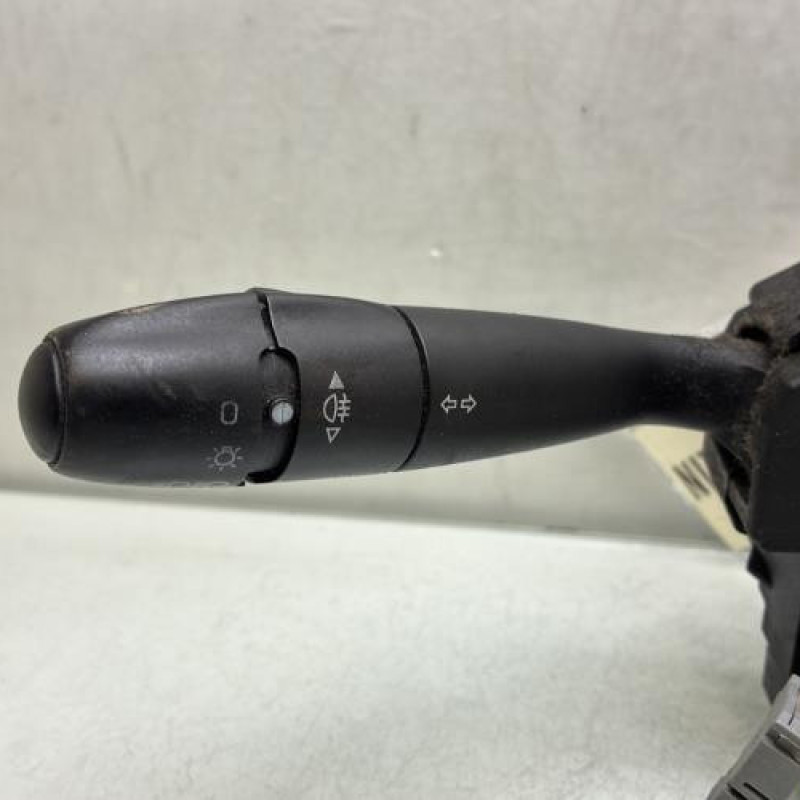 Com (Bloc Contacteur Tournant+Commodo Essuie Glace+Commodo Phare) PEUGEOT 206 Photo n°2