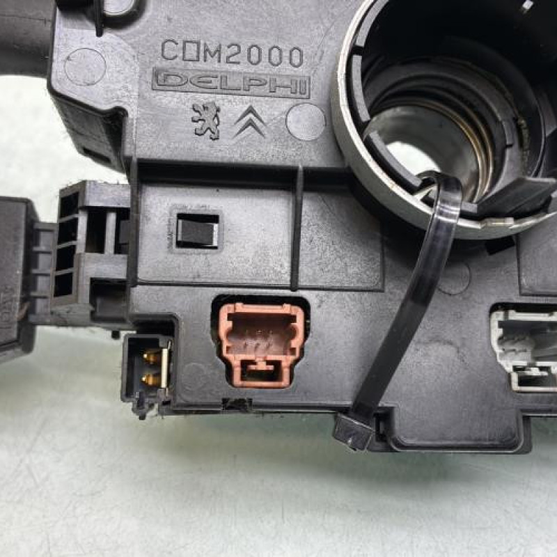 Com (Bloc Contacteur Tournant+Commodo Essuie Glace+Commodo Phare) PEUGEOT 206 Photo n°8