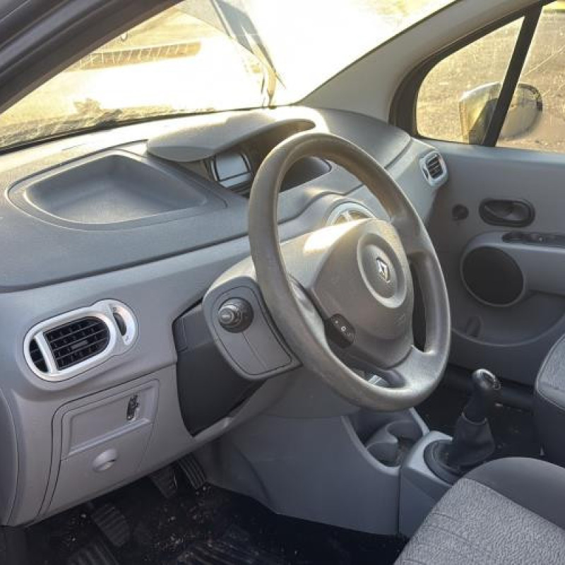 Feu arriere principal droit (feux) RENAULT MODUS Photo n°18