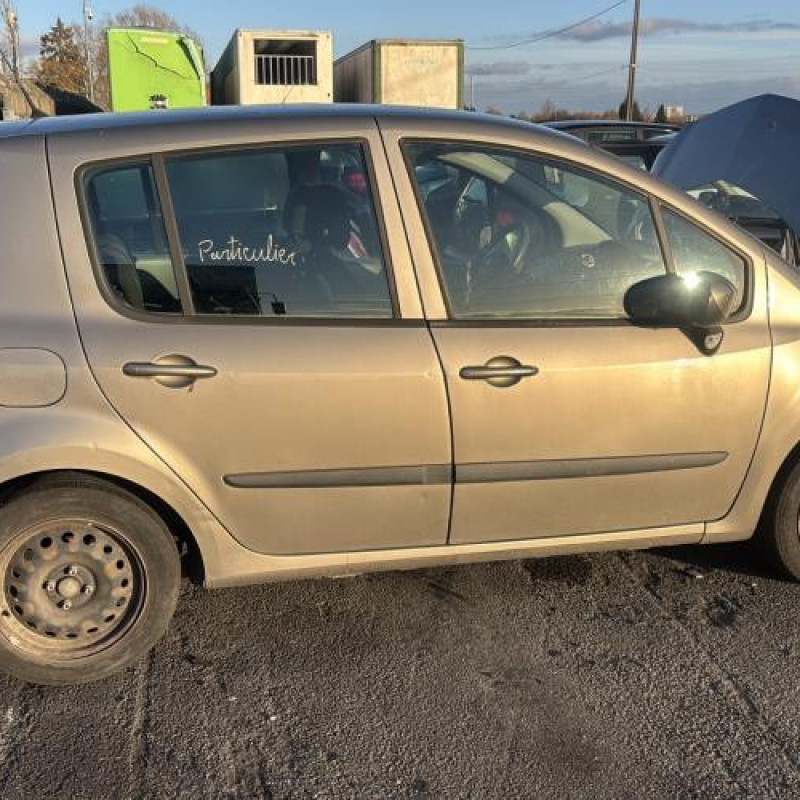 Poignee porte avant gauche RENAULT MODUS Photo n°15