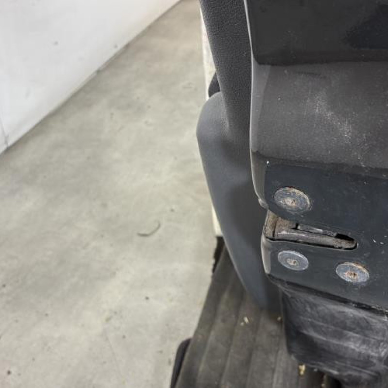 Porte avant droit RENAULT CLIO 3 Photo n°3