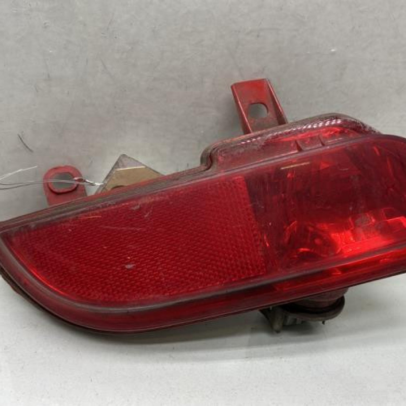 Anti brouillard arriere gauche PEUGEOT 206+ Photo n°1