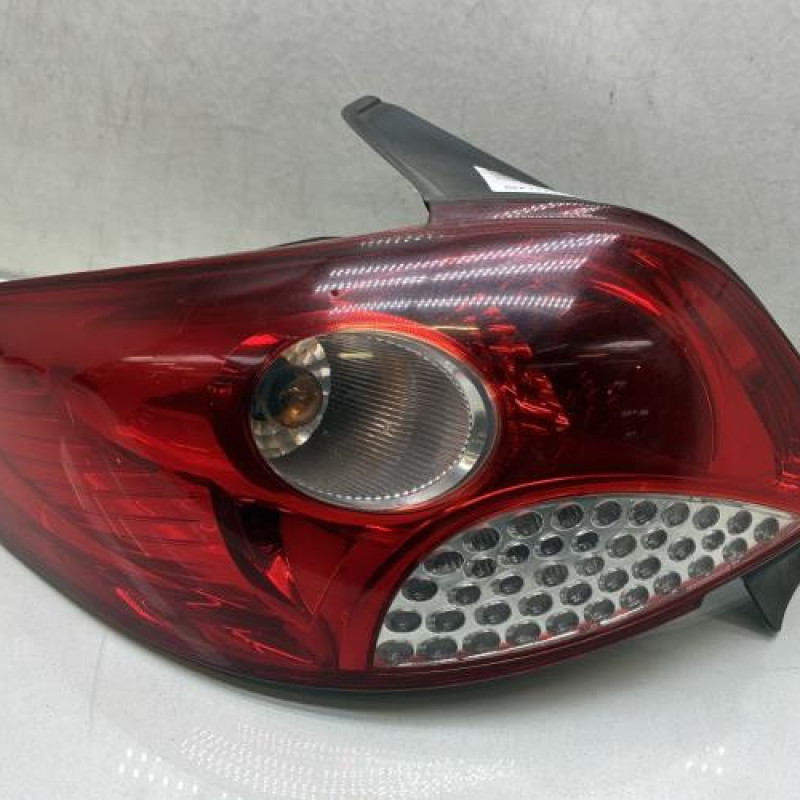 Feu arriere principal gauche (feux) PEUGEOT 206+ Photo n°1