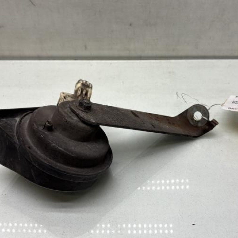 Avertisseur/Klaxon PEUGEOT 206+ Photo n°4