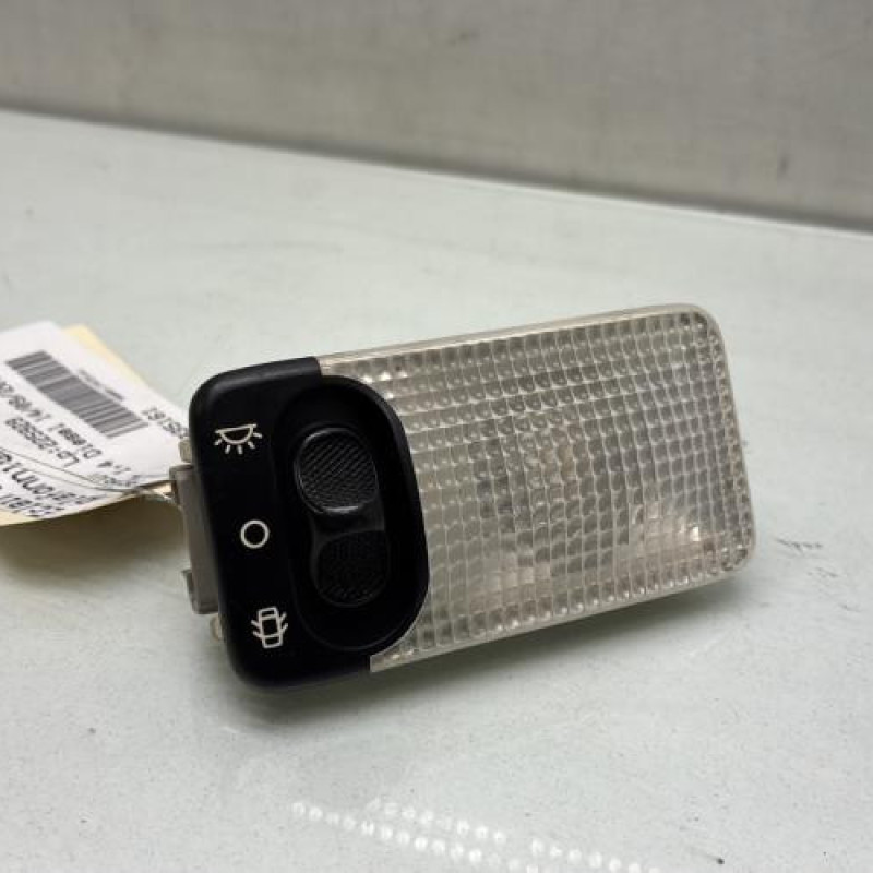 Eclairage de plafonnier PEUGEOT 206+ Photo n°1