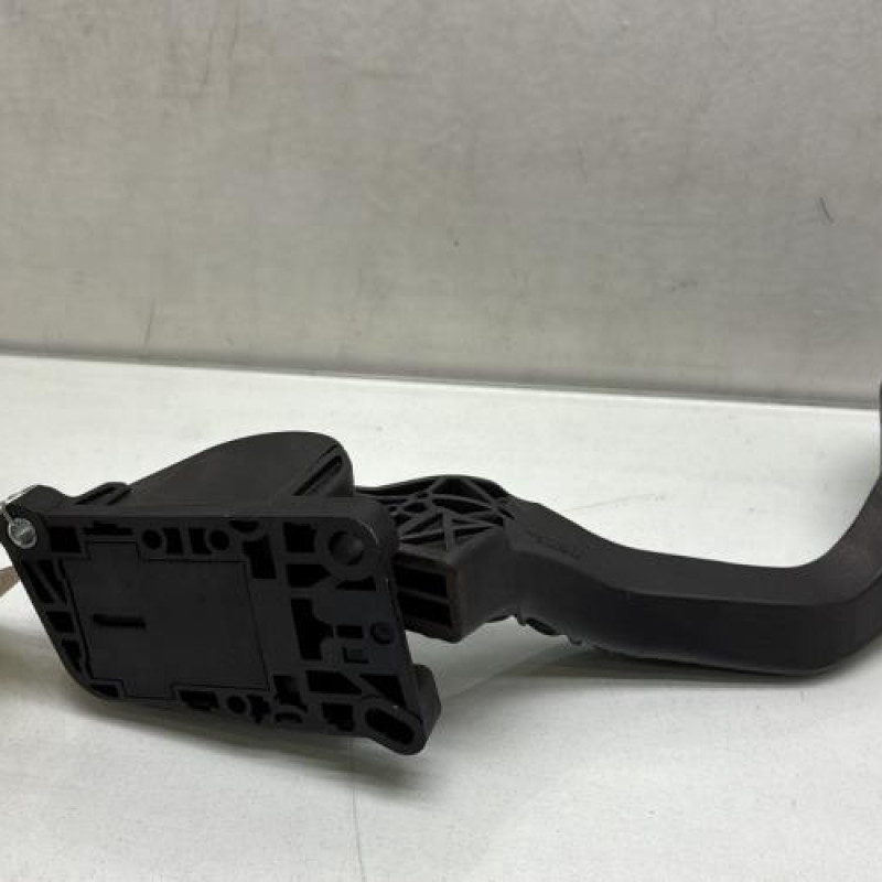 Pedale d'accelerateur PEUGEOT 206+ Photo n°4