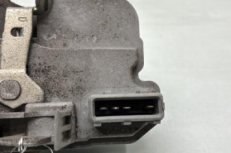 Serrure arriere droit PEUGEOT 206+