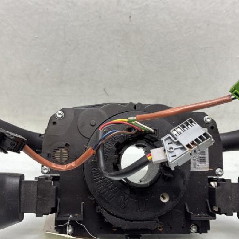 Com (Bloc Contacteur Tournant+Commodo Essuie Glace+Commodo Phare) PEUGEOT 407 Photo n°3