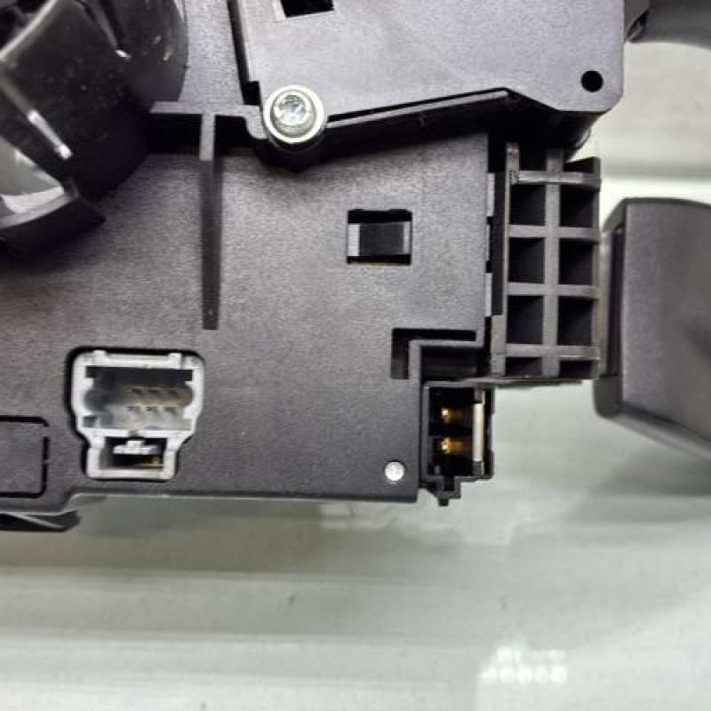 Com (Bloc Contacteur Tournant+Commodo Essuie Glace+Commodo Phare) PEUGEOT 407 Photo n°8