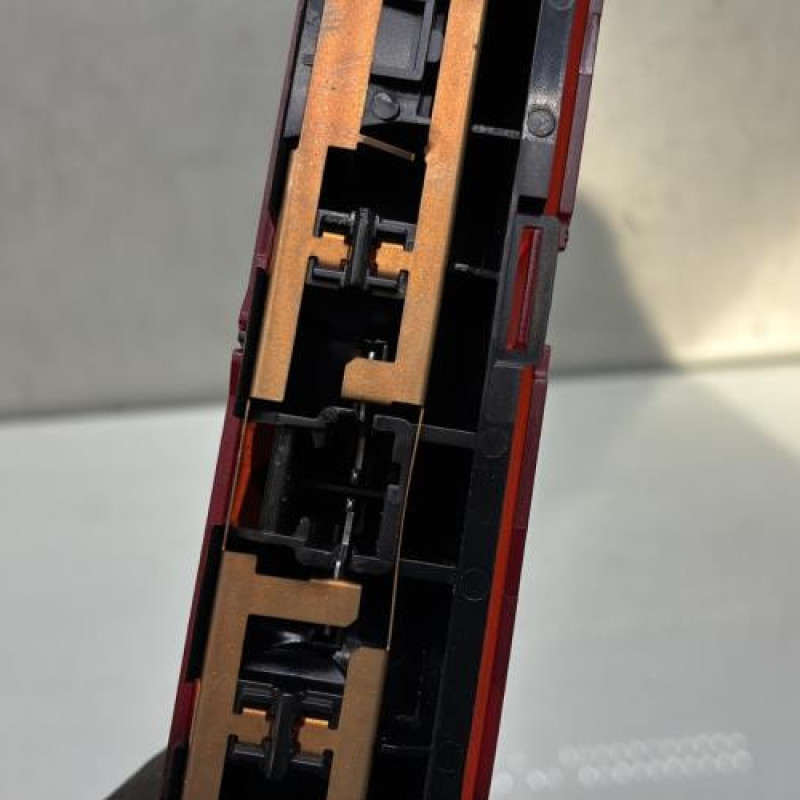 Feu arriere stop central PEUGEOT 407 Photo n°3