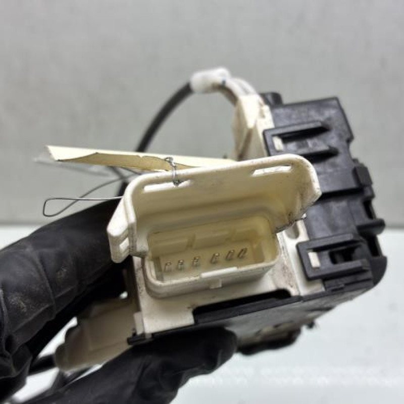 Serrure avant gauche PEUGEOT 407 Photo n°4