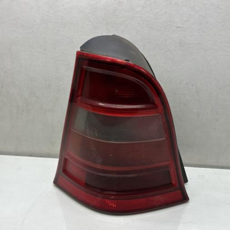 Feu arriere principal gauche (feux) MERCEDES CLASSE A 168 Photo n°1