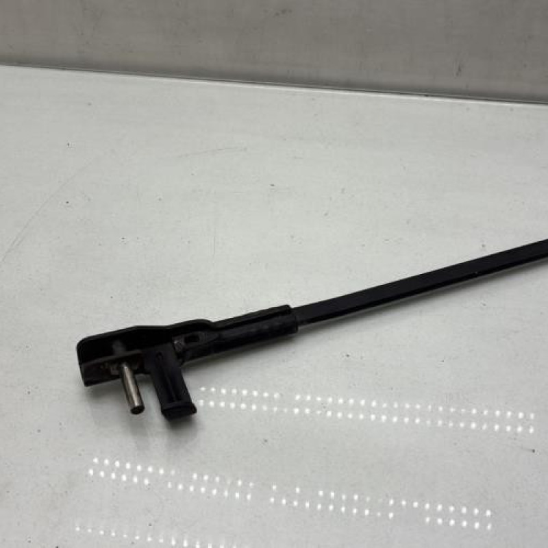 Bras essuie glace avant droit VOLKSWAGEN JETTA 3 Photo n°3