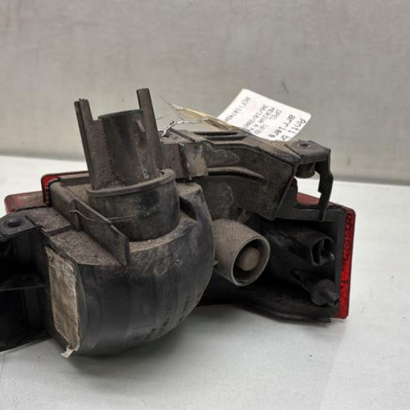 Anti brouillard arriere gauche OPEL MERIVA A Photo n°3