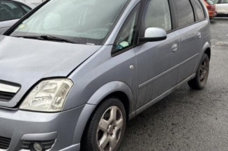 Anti brouillard arriere gauche OPEL MERIVA A