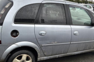 Anti brouillard arriere gauche OPEL MERIVA A