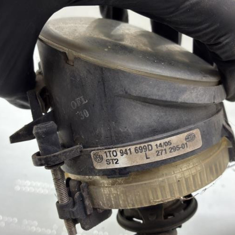 Anti brouillard gauche (feux) VOLKSWAGEN JETTA 3 Photo n°4