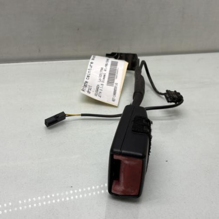 Attache ceinture avant droit VOLKSWAGEN JETTA 3