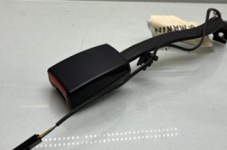 Attache ceinture avant gauche VOLKSWAGEN JETTA 3 Photo n°1