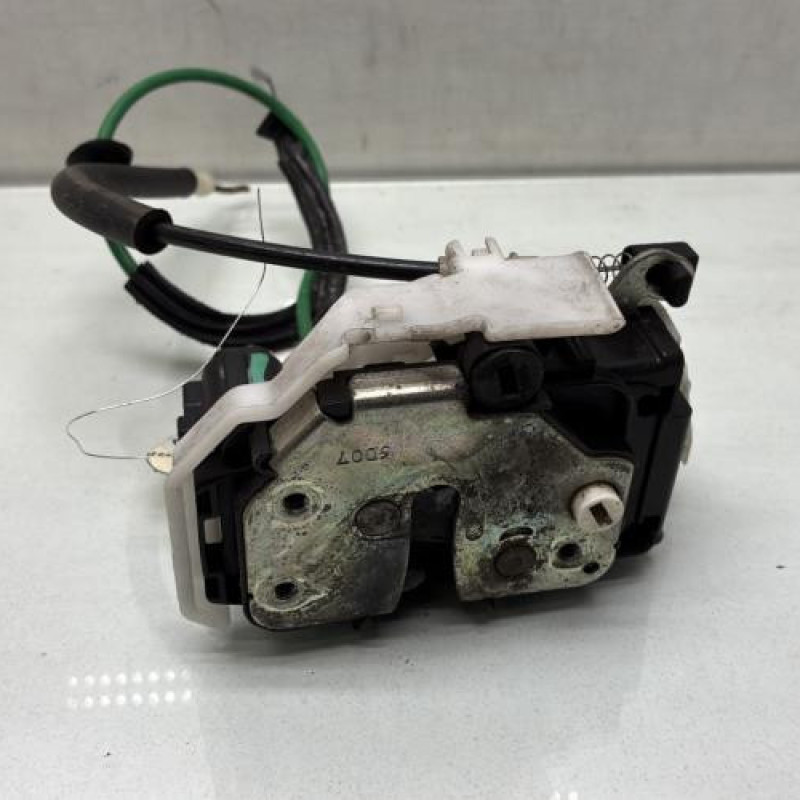 Serrure arriere droit ALFA ROMEO 159 Photo n°1