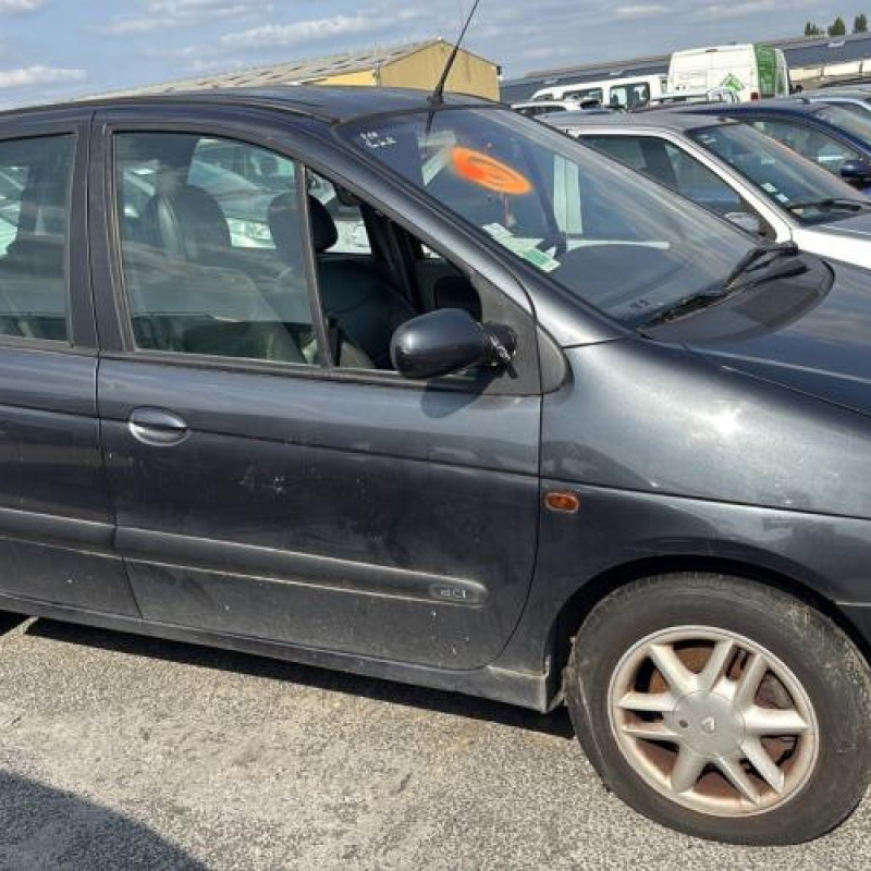 Optique avant principal droit (feux)(phare) RENAULT SCENIC 1 Photo n°10