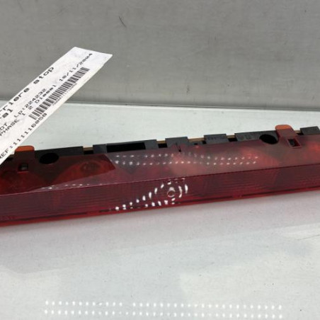 Feu arriere stop central PEUGEOT 407 Photo n°1