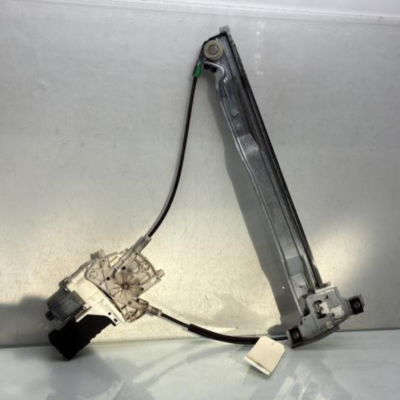 Leve vitre electrique avant gauche PEUGEOT 407 Photo n°1