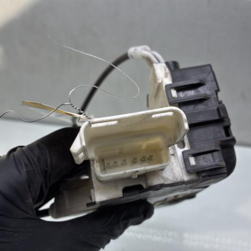 Serrure avant gauche PEUGEOT 407 Photo n°5