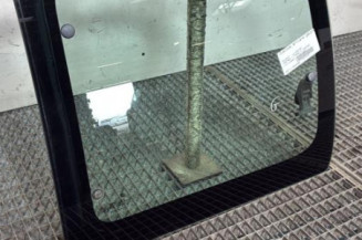 Custode arriere gauche PEUGEOT PARTNER 1