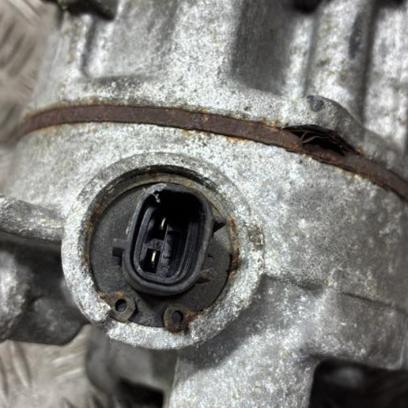 Compresseur clim DODGE CALIBER Photo n°3