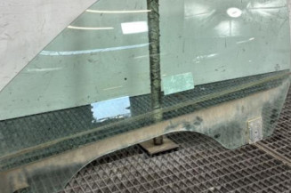 Vitre avant gauche AUDI A4 2