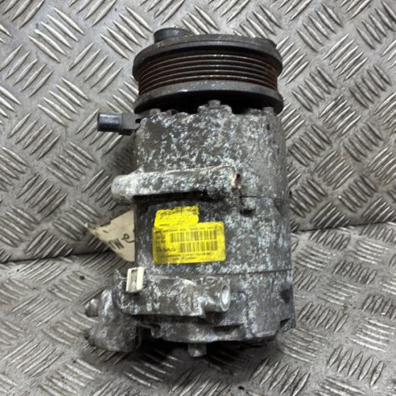 Compresseur clim FORD FOCUS 3 Photo n°1