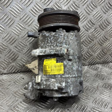 Compresseur clim FORD FOCUS 3 Photo n°1