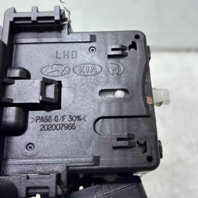 Commodo phare HYUNDAI I 10 1 Photo n°4