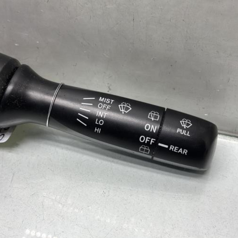 Commodo d'essuie glaces TOYOTA YARIS 2 Photo n°2