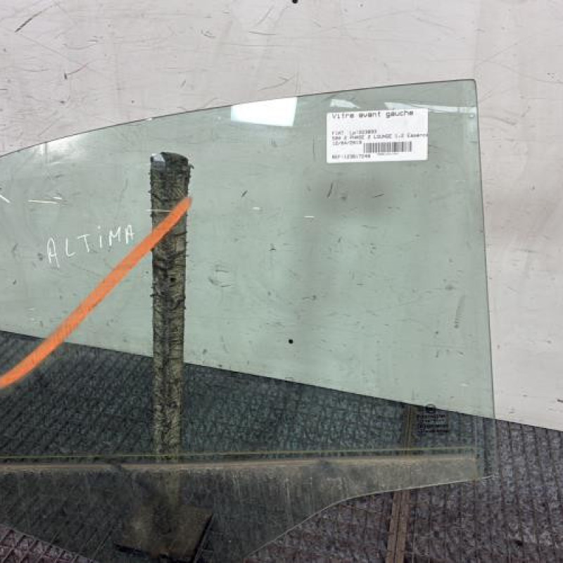 Vitre avant gauche FIAT 500 2 Photo n°3