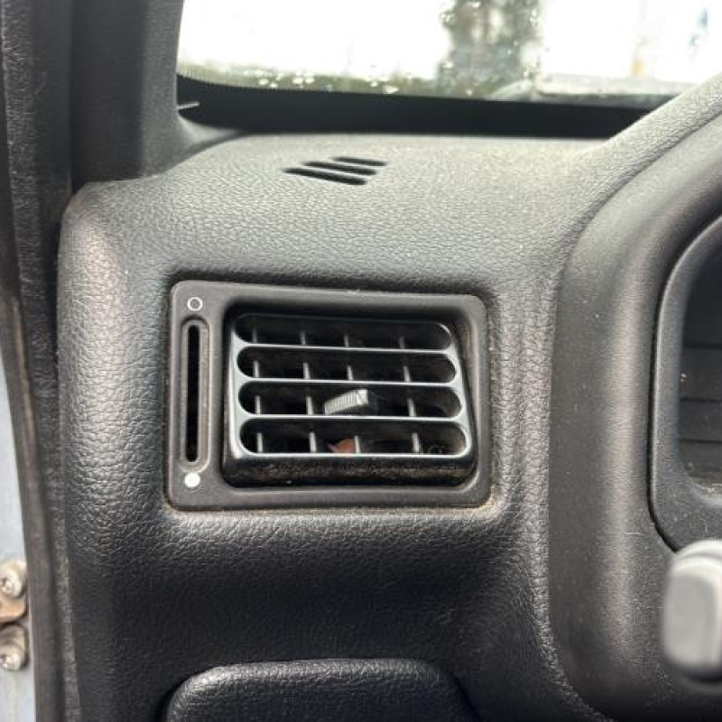 Moteur PEUGEOT 106 Photo n°19