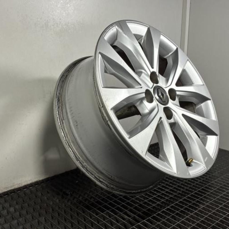 Jante RENAULT CLIO 5 Photo n°4