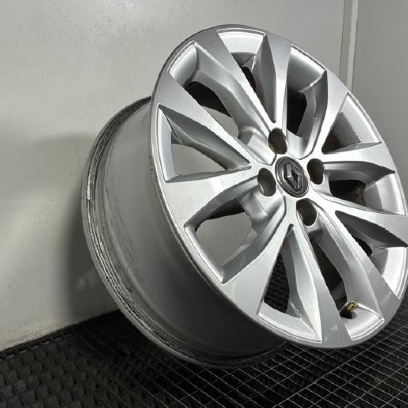 Jante RENAULT CLIO 5 Photo n°3