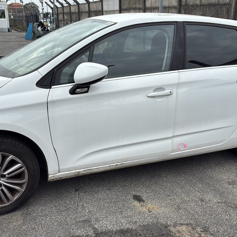 CITROEN C4 2 PHASE 2 1.2 PURETECH - 12V TURBO Photo n°8