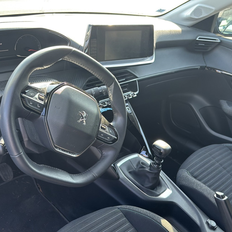PEUGEOT 208 2 PHASE 1 1.2 PURETECH - 12V TURBO Photo n°12