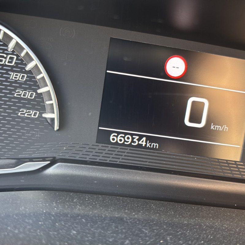 PEUGEOT 208 2 PHASE 1 1.2 PURETECH - 12V TURBO Photo n°17