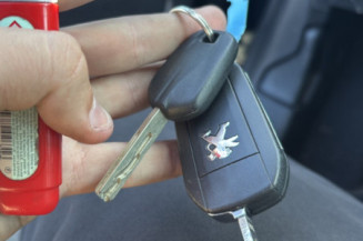 PEUGEOT 208 2 PHASE 1 1.2 PURETECH - 12V TURBO