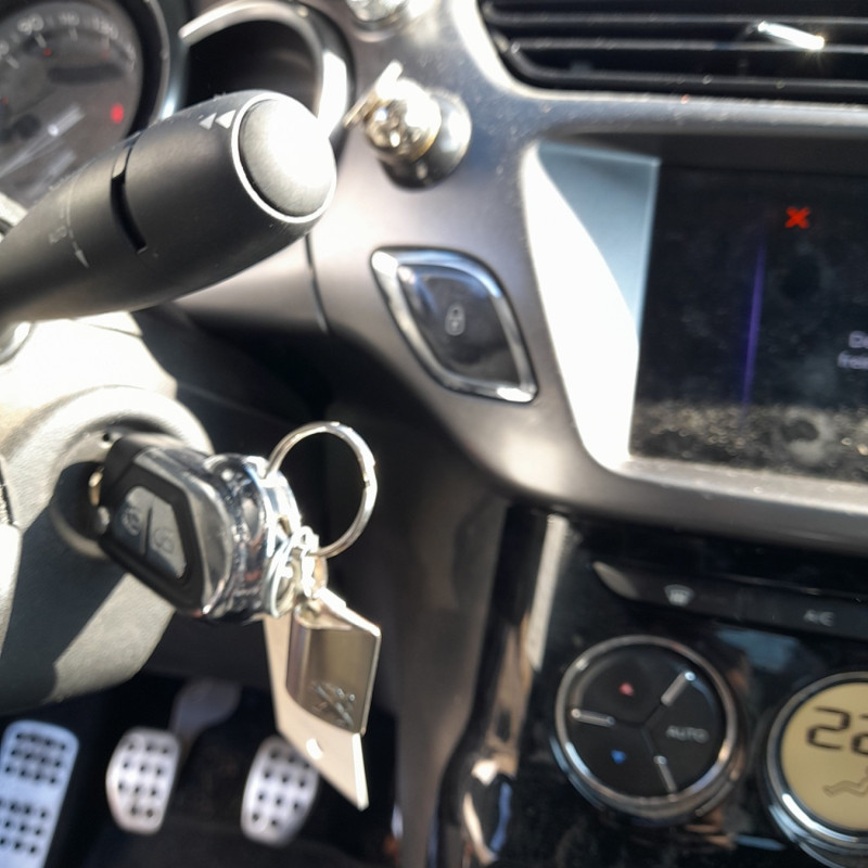 DS DS3 CABRIOLET PHASE 3 1.2 PURETECH - 12V TURBO Photo n°12