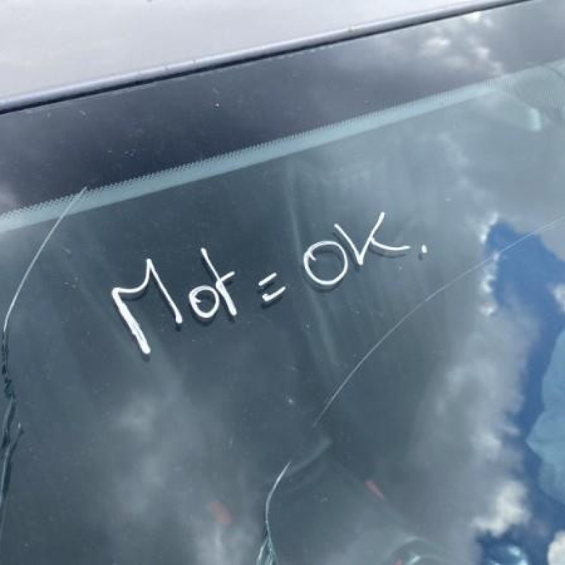 PEUGEOT 308 2 PHASE 1 1.6 HDI - 8V TURBO Photo n°9