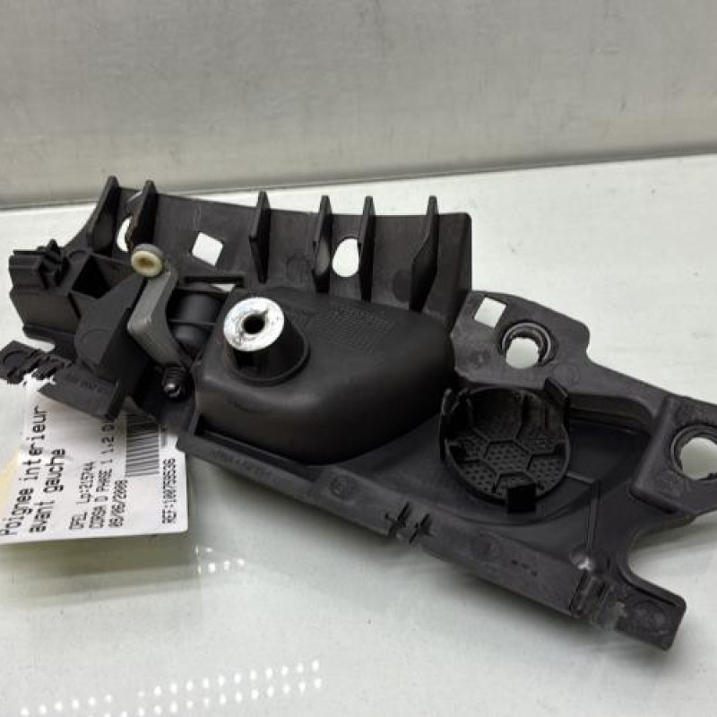 Poignee interieur avant gauche OPEL CORSA D Photo n°3