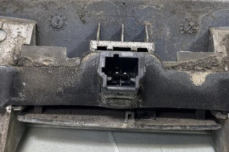 Bouton de coffre PEUGEOT 5008 1