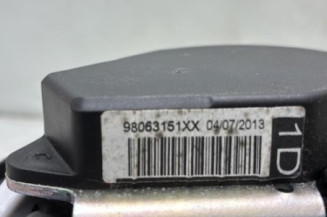 Pretensionneur de ceinture avant droit PEUGEOT 208 1